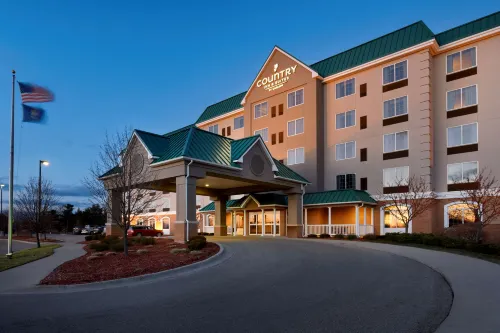 Country Inn & Suites by Radisson, Grand Rapids East, MI - breakfast