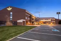 Wingate by Wyndham Lincoln Airport East