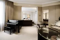 InterContinental Adelaide Hotels near Sturt River Linear Park