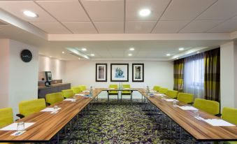 Holiday Inn Express Harlow