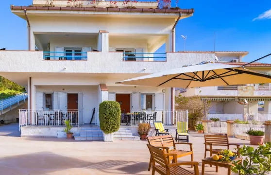 克斯瓦坎露米亞酒店