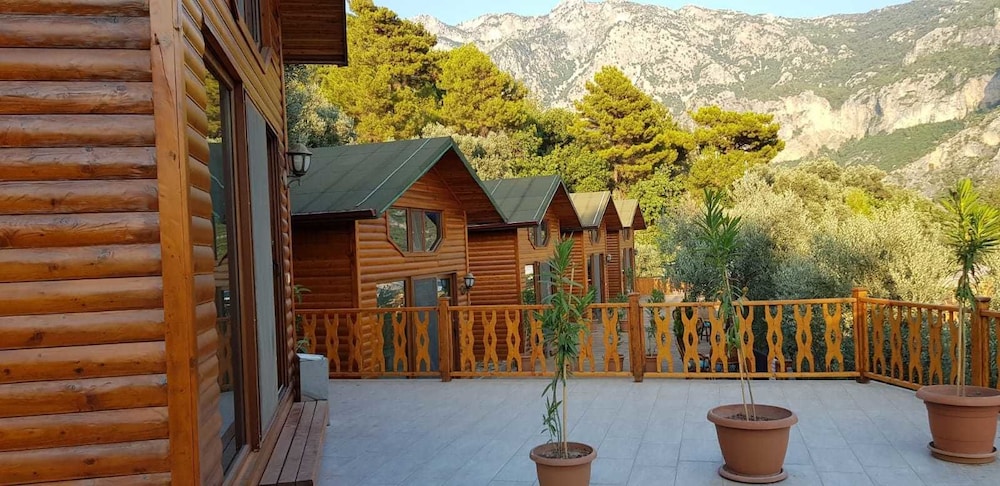 Kabak Armes Hotel