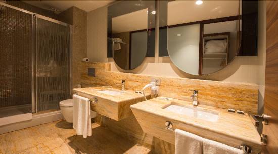 Ramada By Wyndham Gemlik ゲムリク を宿泊予約 22年安い料金プラン 口コミ 部屋写真 Trip Com