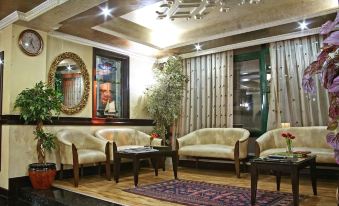 Omur Hotel - Housity