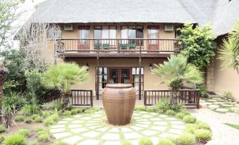 Witwater Safari Lodge and Spa