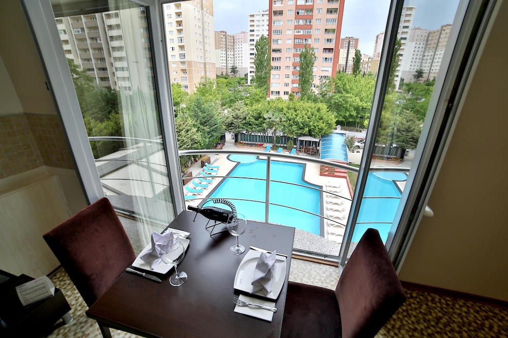 Bahıra Hotel (Bahira Suite Hotel)