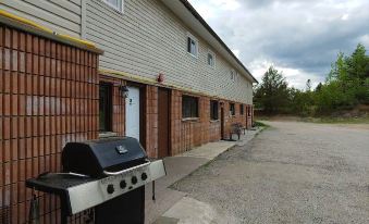 Town and Country Motel in Nipigon