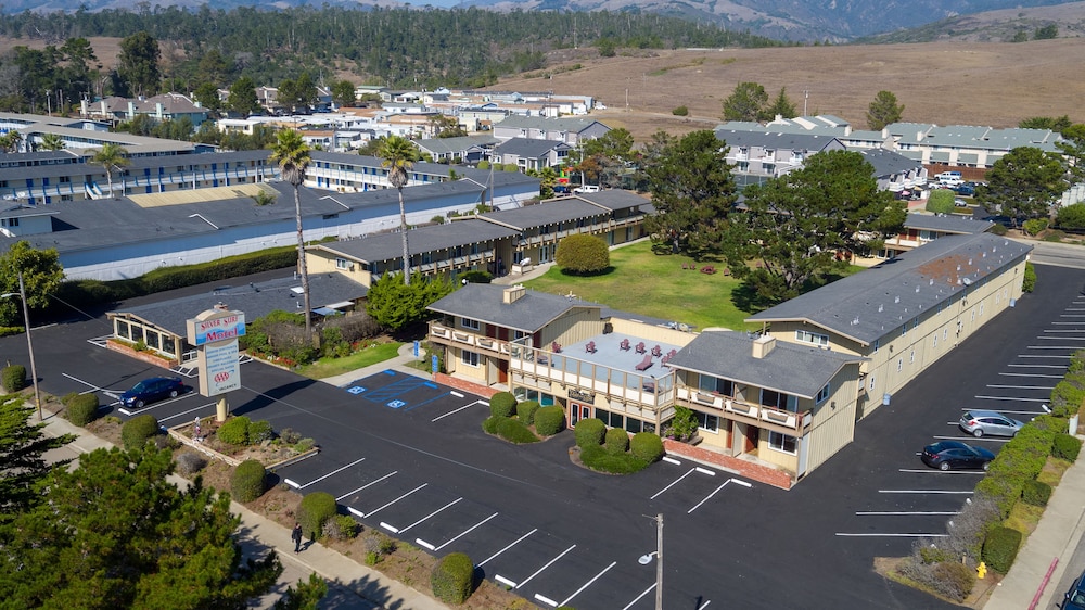 Silver Surf Motel San Simeon