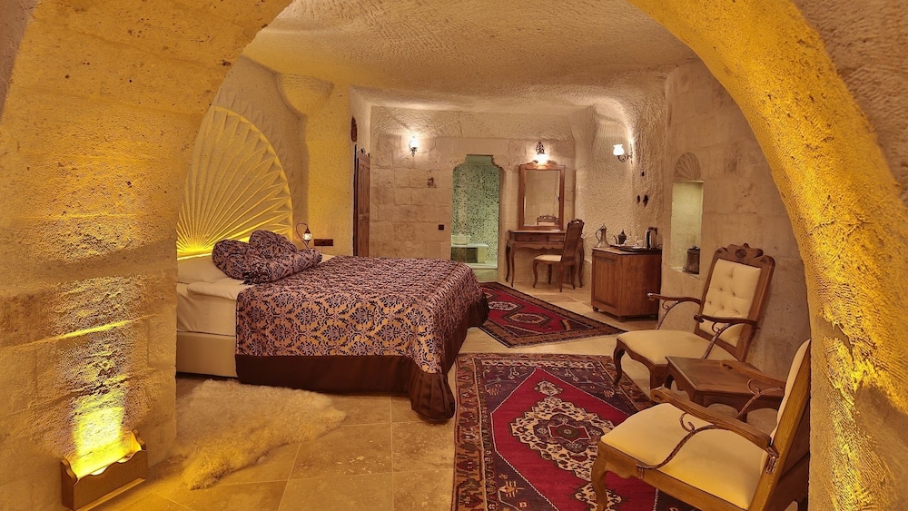 Phocas Cave Suites