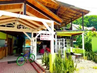 Lizard King Hotel & Suites