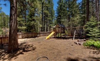Panka Treehouse - 3 Br Home