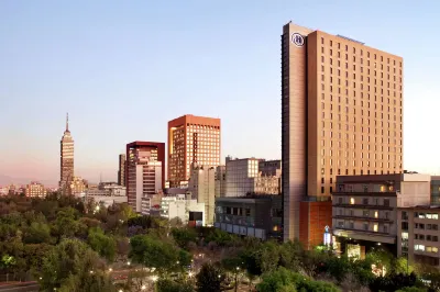 Hilton Mexico City Reforma Các khách sạn gần Independence Monument