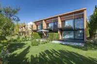 Troia Residence by the Editory - Beach Houses Hotels near Praia Tróia Mar