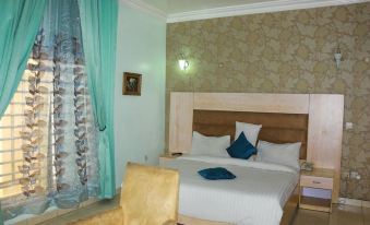 1804 Boutique Hotel