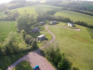 The Lodges at The Baiting House