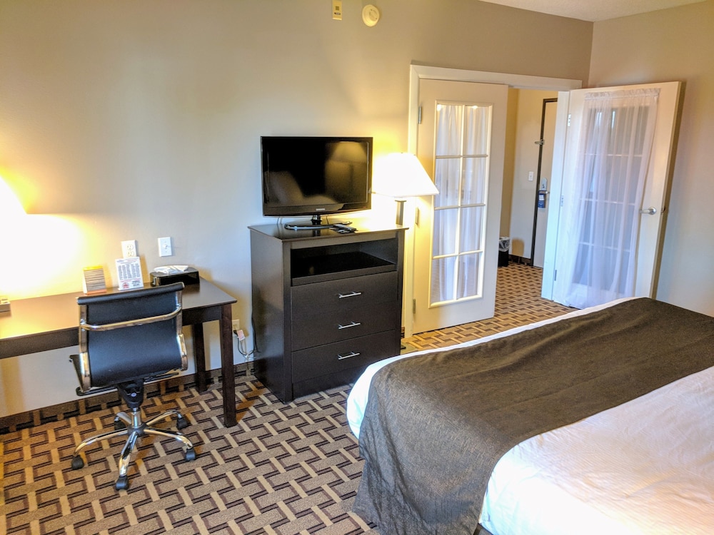 SureStay Plus Hotel by Best Western Coralville Iowa City