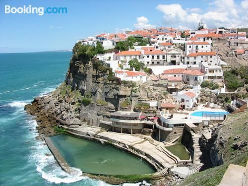 1. Sintra M..