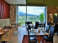 The Coach House at Val du Charron Hotels in Wellington