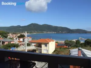 Ntinas Filoxenia Hotel & Spa