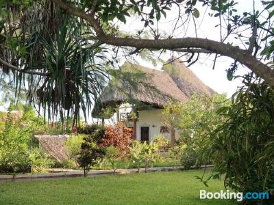 Coast Sun Gardens Cottage