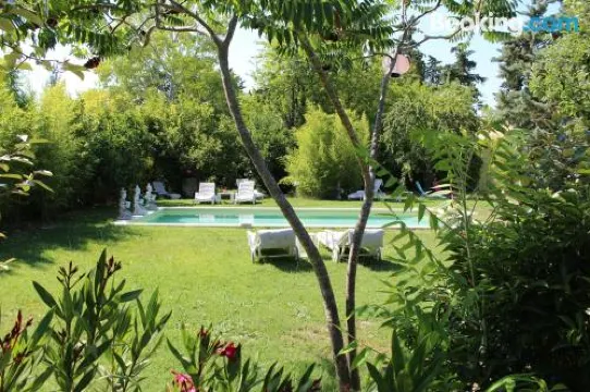 路易所羅竹居公寓