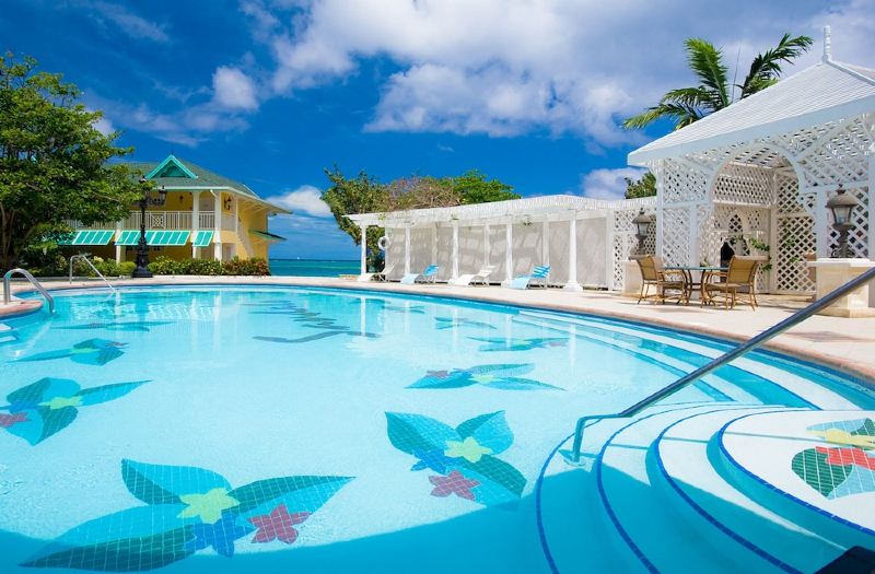 sandals royal caribbean cost