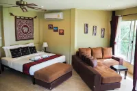 Lanta Castaway Beach Resort