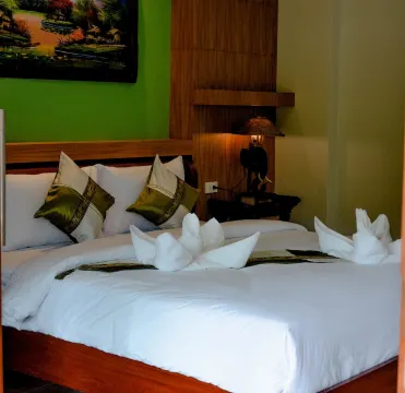 ห้องดีลักซ์ดูเพล็กซ์, เตียงคิงไซส์ 1 เตียง, วิวสระว่ายน้ำ, ริมสระว่ายน้ำ