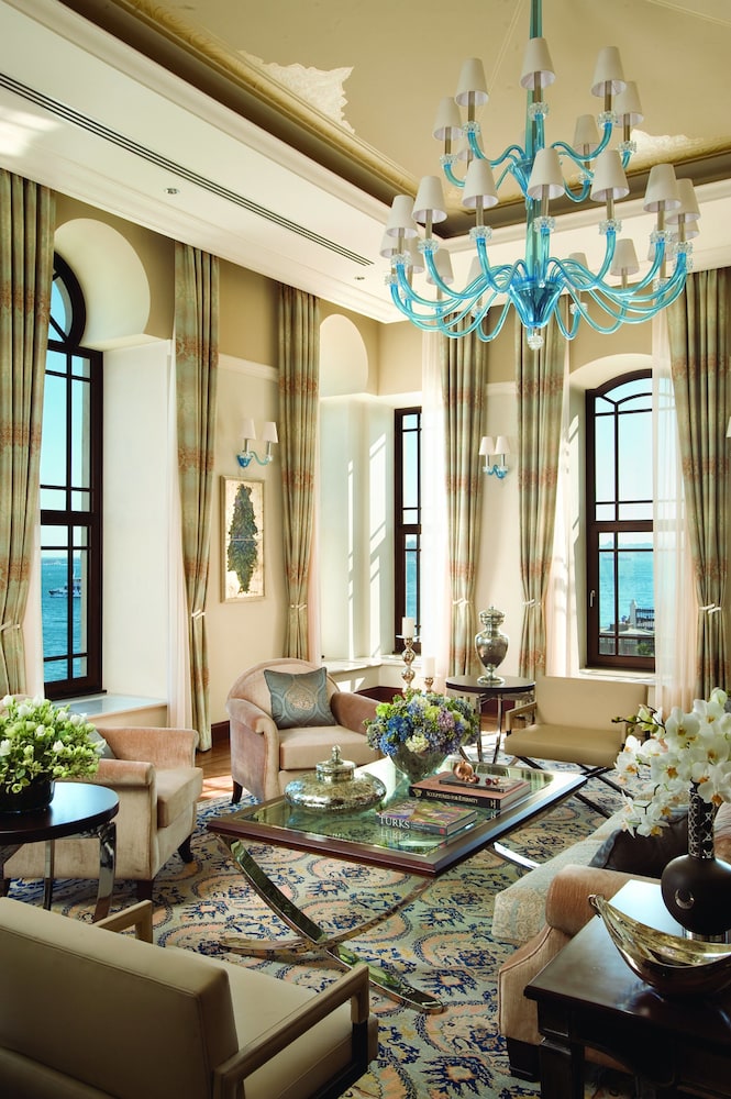 Four Seasons Hotel Istanbul at The Bosphorus