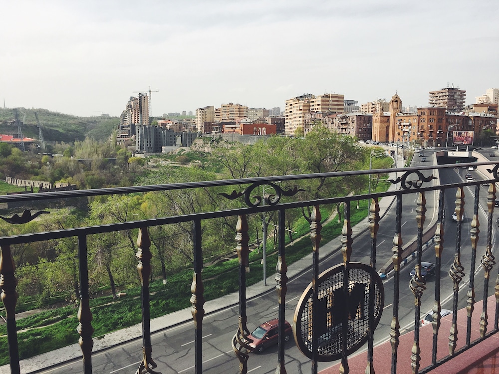 Metropol Hotel Yerevan