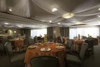 Edgewater Beach Hotel - breakfast
