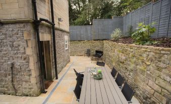 Locksbrook Lodge - Hot Tub - Spacious Outdoor Space