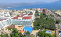 Sun Bay Park Hotel Hotels near Yaşam Park Cafe - Marmaris Doğum Günü Mekanı