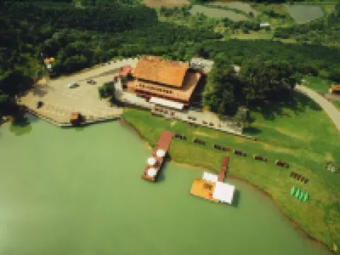 Kvareli Lake Resort Hotels in Kvareli