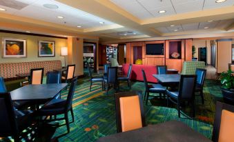 Fairfield Inn & Suites Charleston Airport/Convention Center