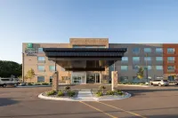 Holiday Inn Express & Suites Kalamazoo West Hotels in Oshtemo Township