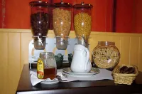 The Originals City, Hôtel le Savoy, Caen - breakfast