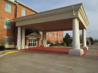 Best Western Plus Waxahachie Inn  Suites فنادق في Waxahachie
