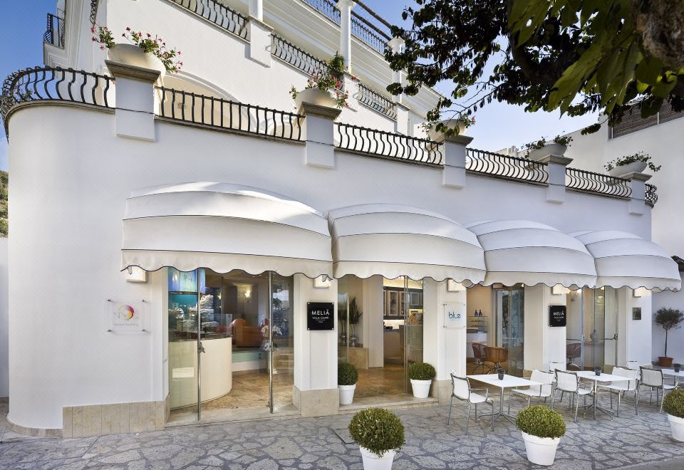 멜리아 빌라 카프리