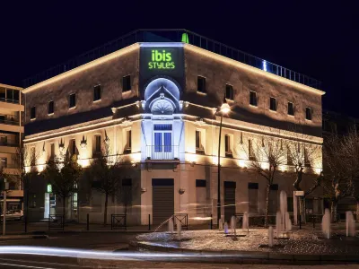 Ibis Styles Hyères Rooftop & Spa Hotels in Hyères