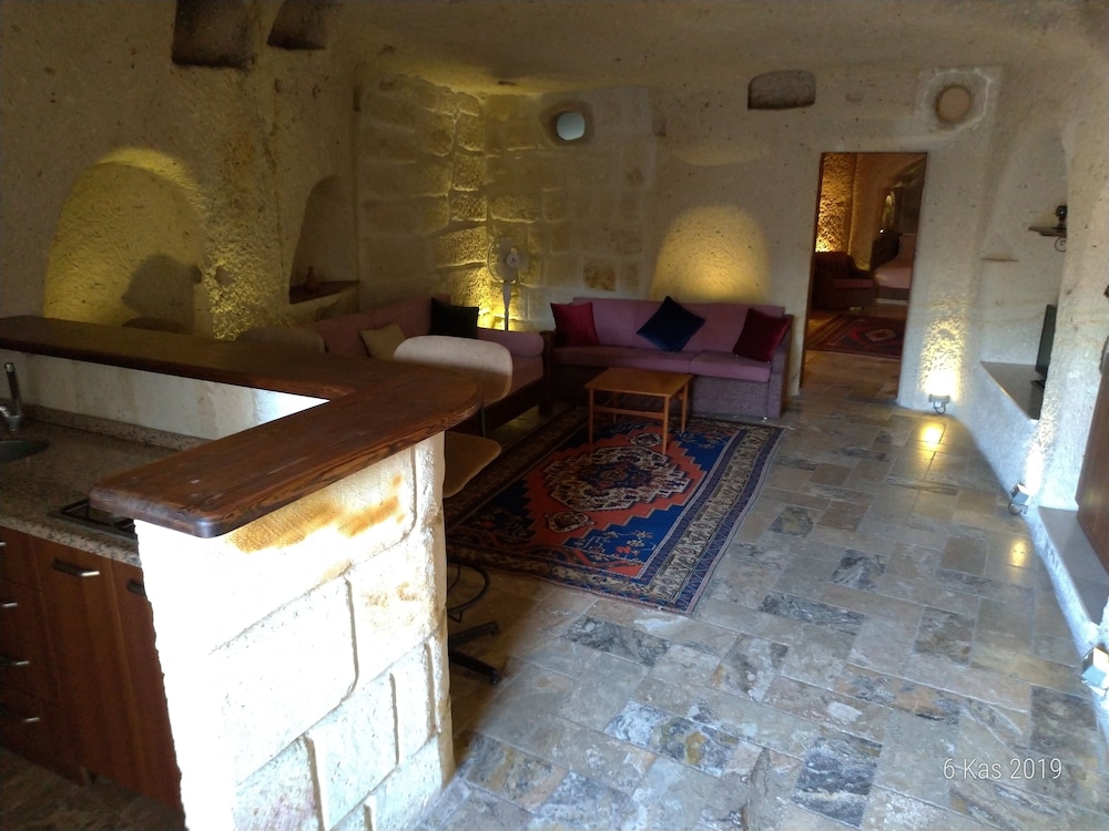 Osmanbey Cave Hotel (Osmanbey Cave House)