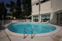 Hotel Sirolo - Pools