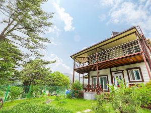 Healing Dreams Pension in Sancheong