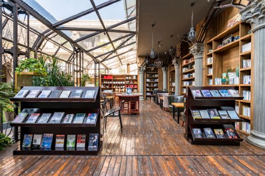 昆明橄榄公社一九六六文创酒店