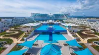 Limak Cyprus Deluxe Hotel Hotels in 