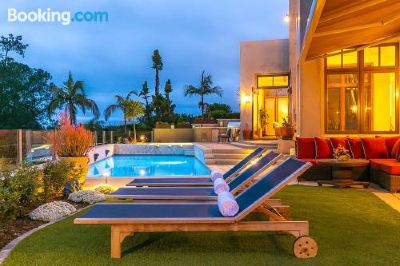 Five-Bedroom Holiday Home #8080 - SeaView Sanctuary Five-Bedroom Holiday Home Photo