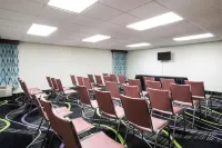 La Quinta Inn by Wyndham Davenport & Conference Center - 3-Sterne