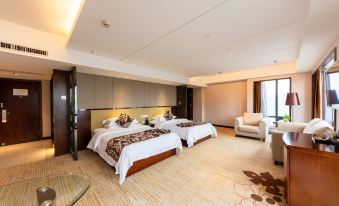 Riverside No.1 Hotel - Housity