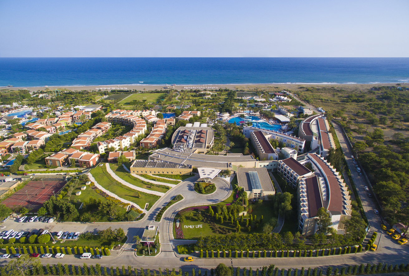 Tui Family Life Tropical Resort