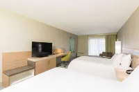 Hilton Garden Inn Grand Rapids East Hotels in Grand Rapids
